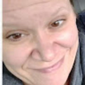 Meet your Posher, Casandra